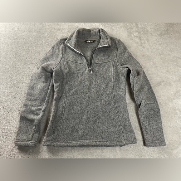 The North Face Jackets & Blazers - The North Face Women’s Gray Pullover Fleece Quarter Zip Size Small
